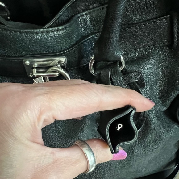 Micheal Kors Hamilton Tote/Satchel Navy W/Silver Hardware - Picture 4 of 16